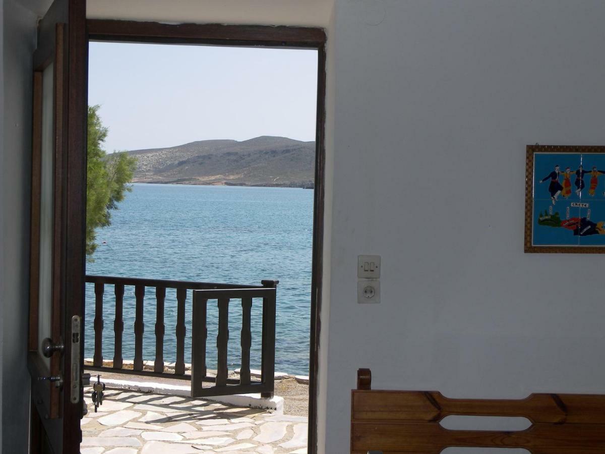 פלקסטרון Hiona Cottage מראה חיצוני תמונה