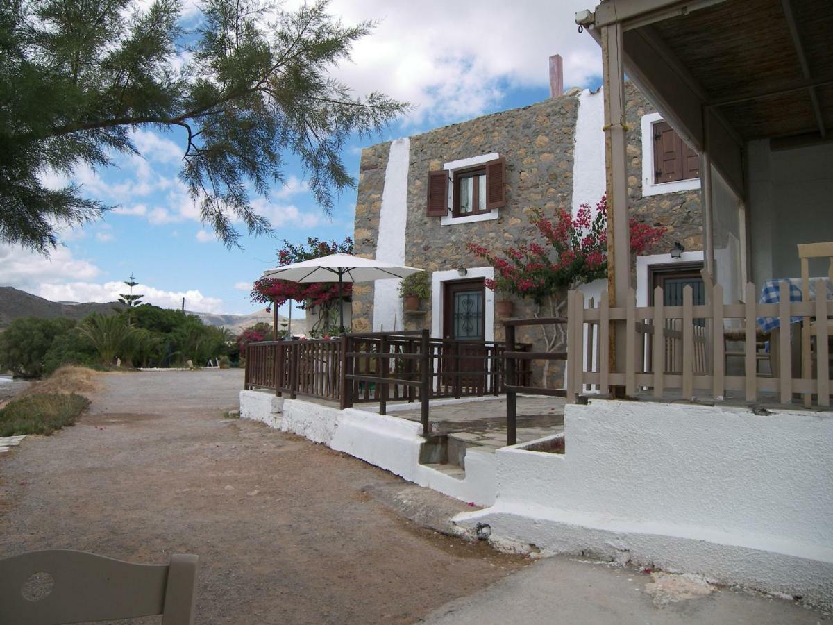 פלקסטרון Hiona Cottage מראה חיצוני תמונה